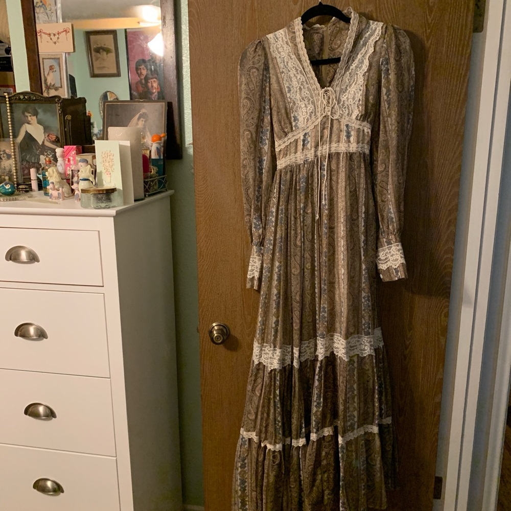 Vintage 70’s Gunne Sax maxi dress